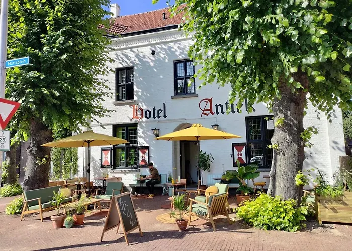 Hotel Nieuw Antiek Helden photo