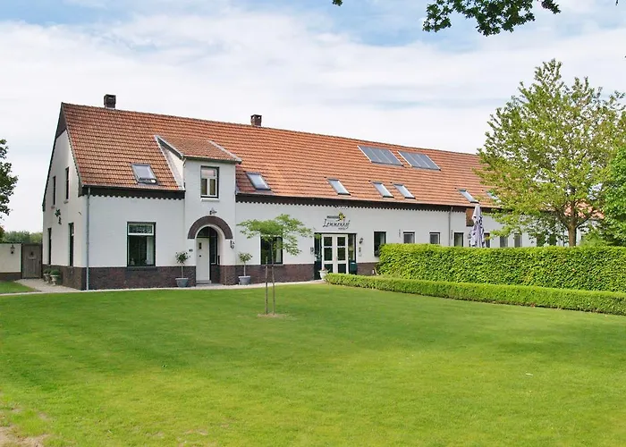 Hotel Lemmenhof Ell photo