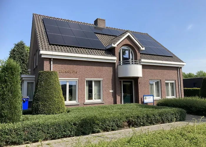Lionshuis Panningen photo